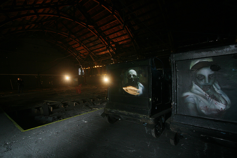 Illustration for article titled Inside the Ghostly Remains of Budapest's Condemned Amusement Park